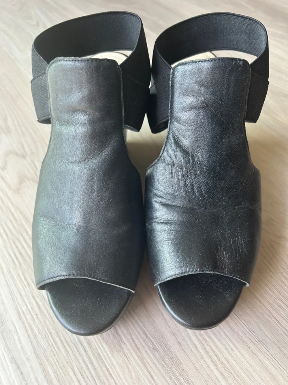 BCBG Justice Wedge Slingback Sandals Women 8.5M Chunky Stacked Heel